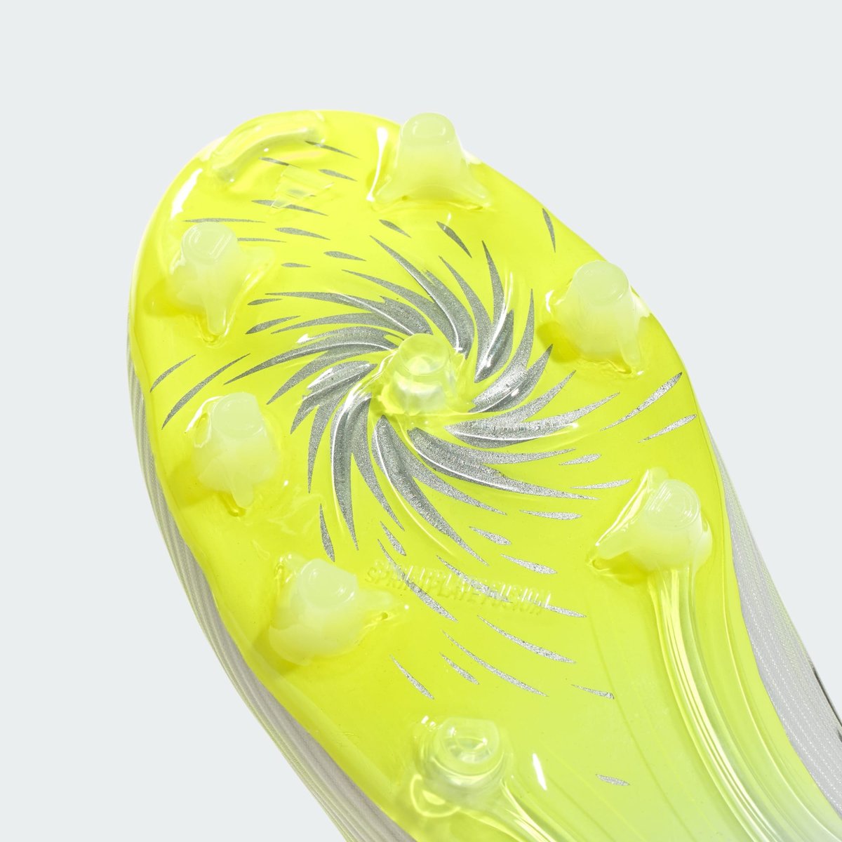 Chaussures De Football Femmes F50 Sparkfusion League Mid Cut Terrain Souple / Terrain Synthétique cloud white / iron metallic / hi-res yellow, adidas Performance