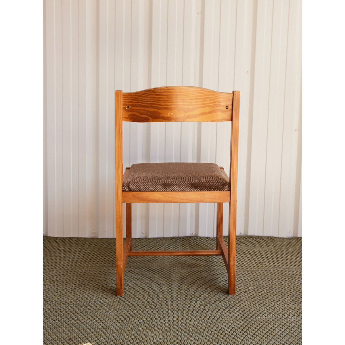 Lot de 4 chaises style scandinave en pin Alma N°1766 - Bon état bois clair, DEBONGOUT