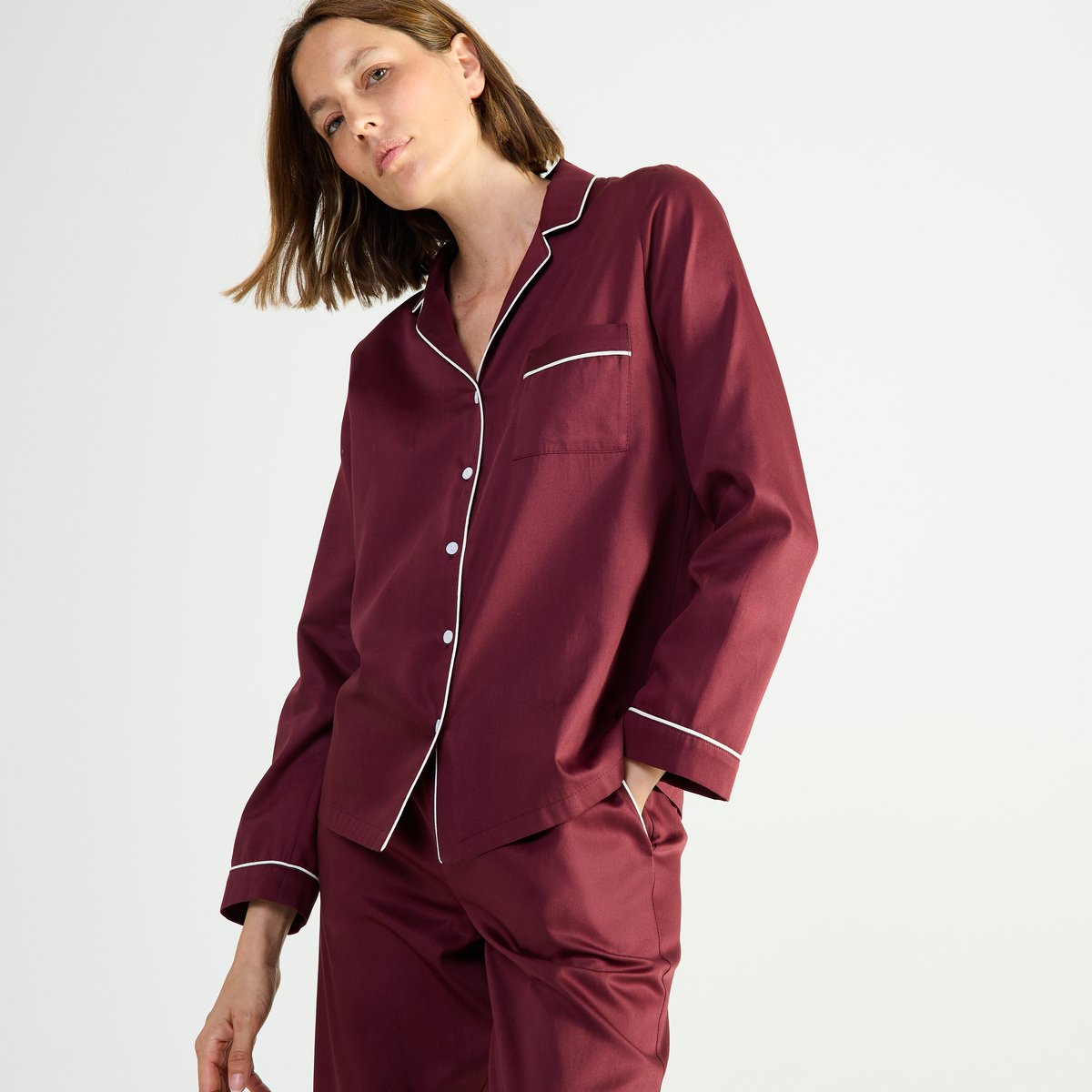 Pyjama col tailleur en satin ESSENTIEL UNI bordeaux, LAURENCE TAVERNIER