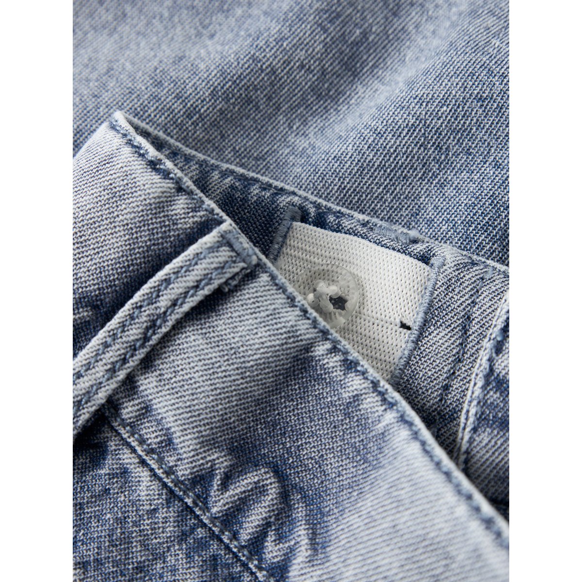 Short medium blue denim, NAME IT
