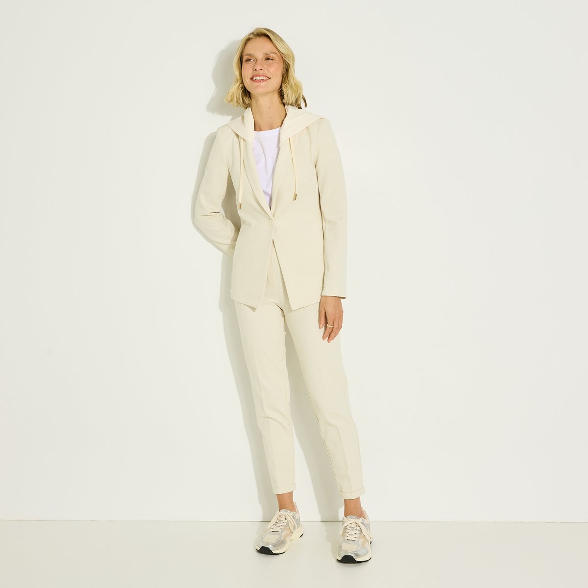 Blazer en maille à capuche beige, GRAIN DE MALICE