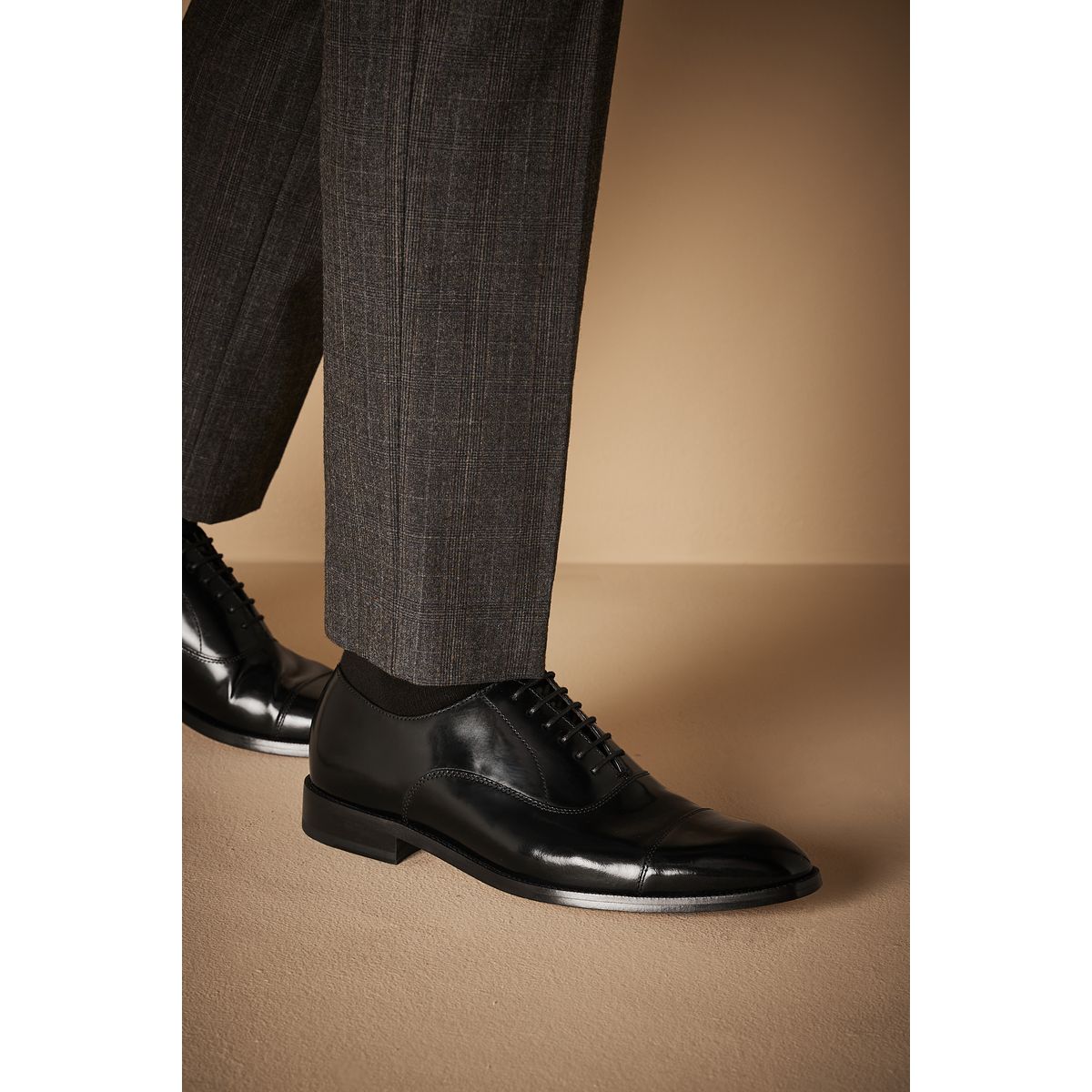 Chaussures oxford semelle et bout rapporté noir, NEXT