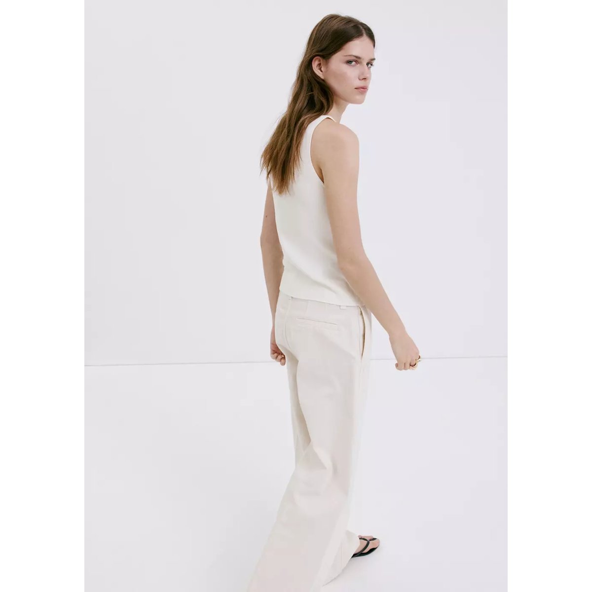 Top en maille fine avec col bateau écru, MANGO
