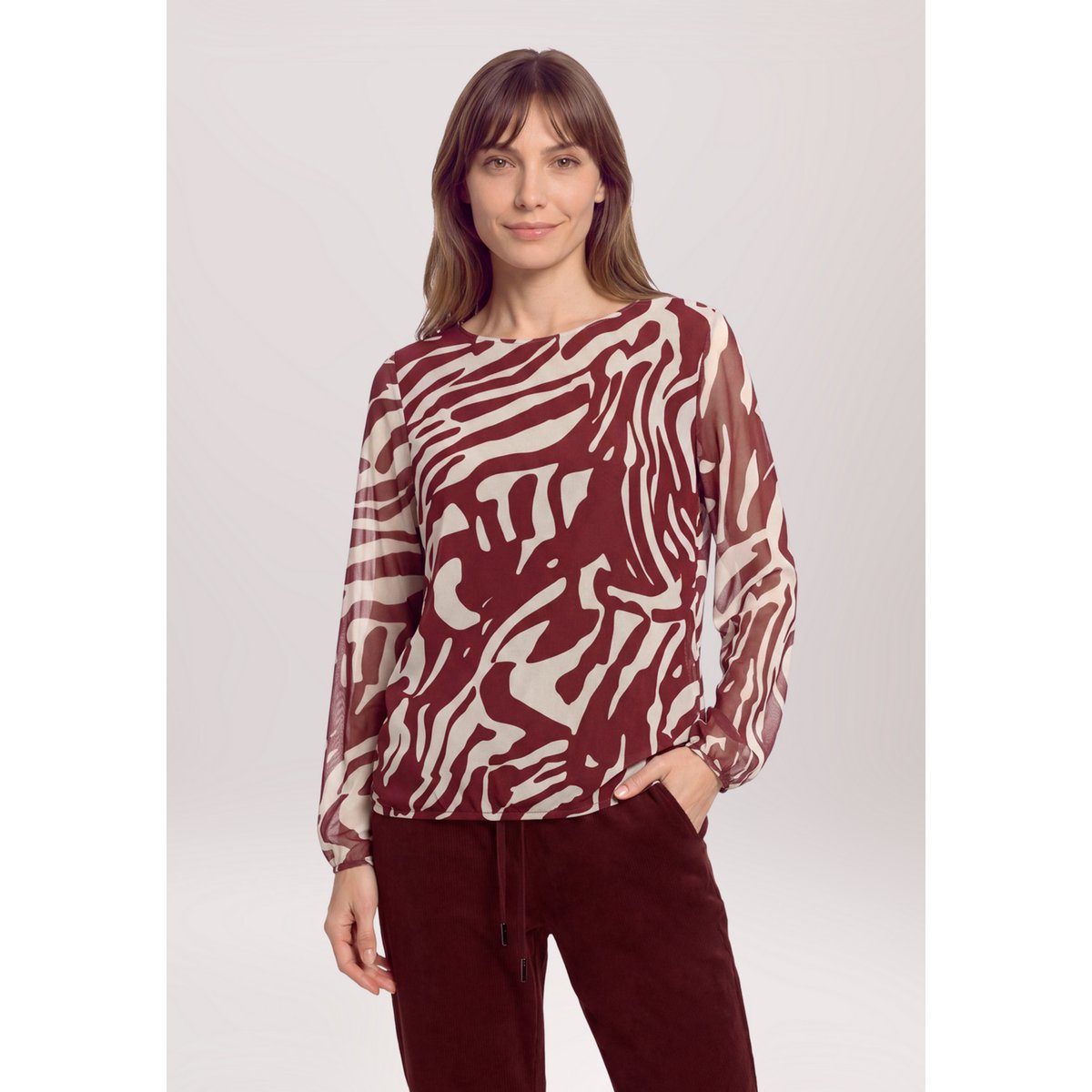 T-shirt en maille à élastique nature/dark red, BETTY & CO