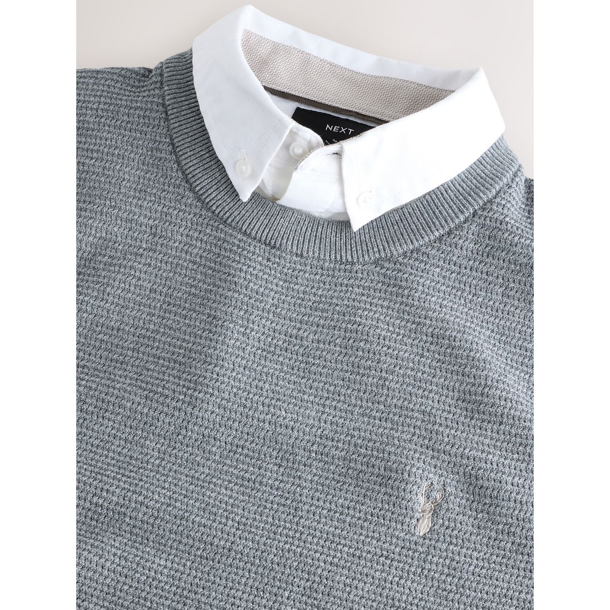 Pull standard à col de chemise oxford texturé gris, NEXT