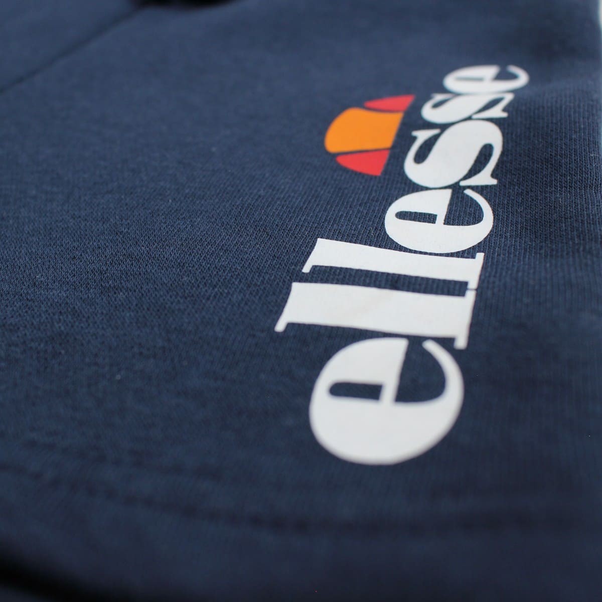 Ensemble 3 pièces t-shirt, short et sac imprimés BASIC marine, ELLESSE
