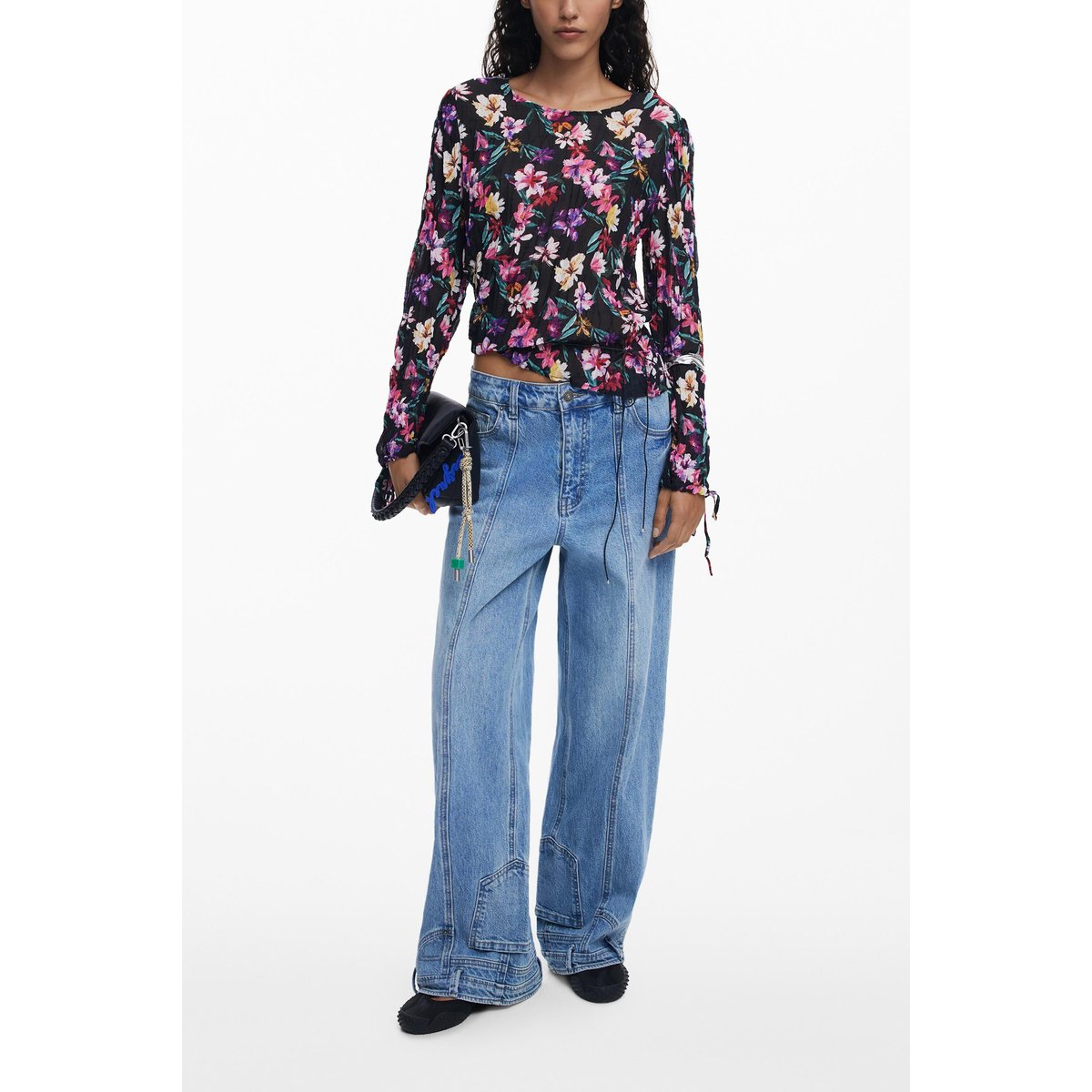 Blouse plissée à fleurs noir, DESIGUAL