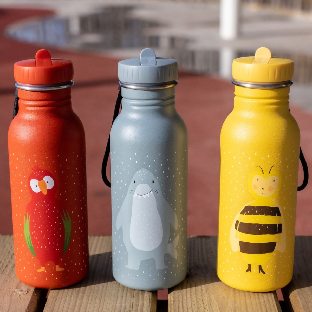 Gourde Mr. PARROT rouge, blanc, orange, TRIXIE