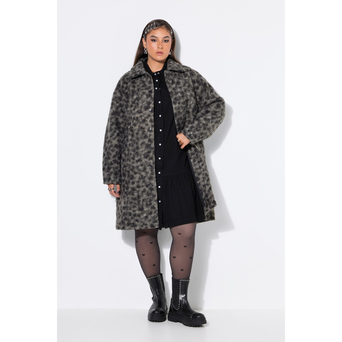 Manteau en peluche, coupe desserée anthracite, STUDIO UNTOLD