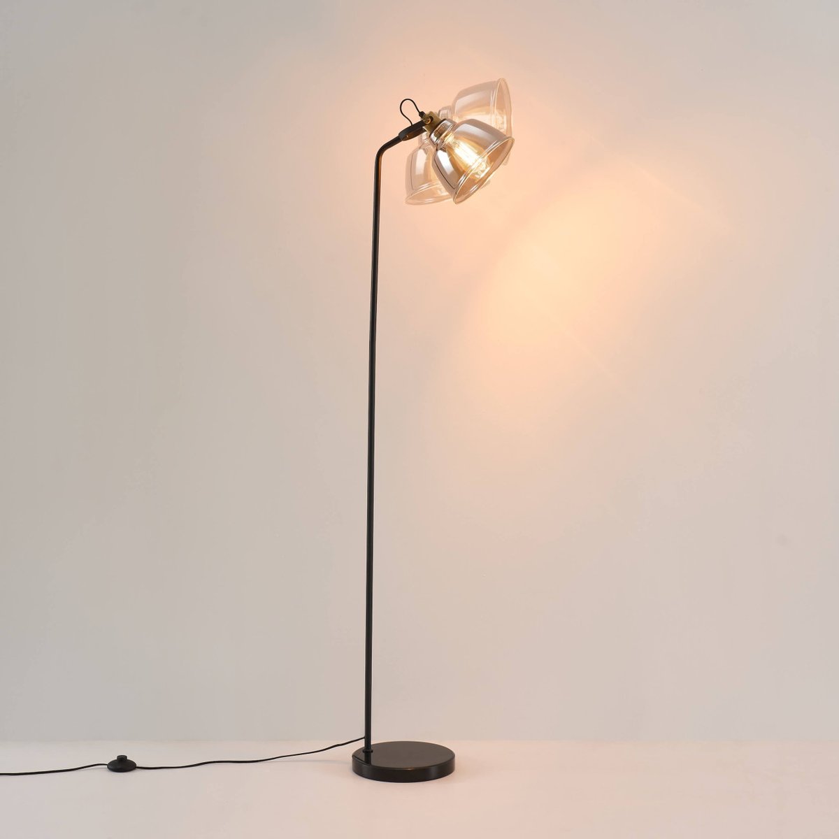 Lampadaire orientable style atelier - LINZ noir et gris fumé, KOSILUM