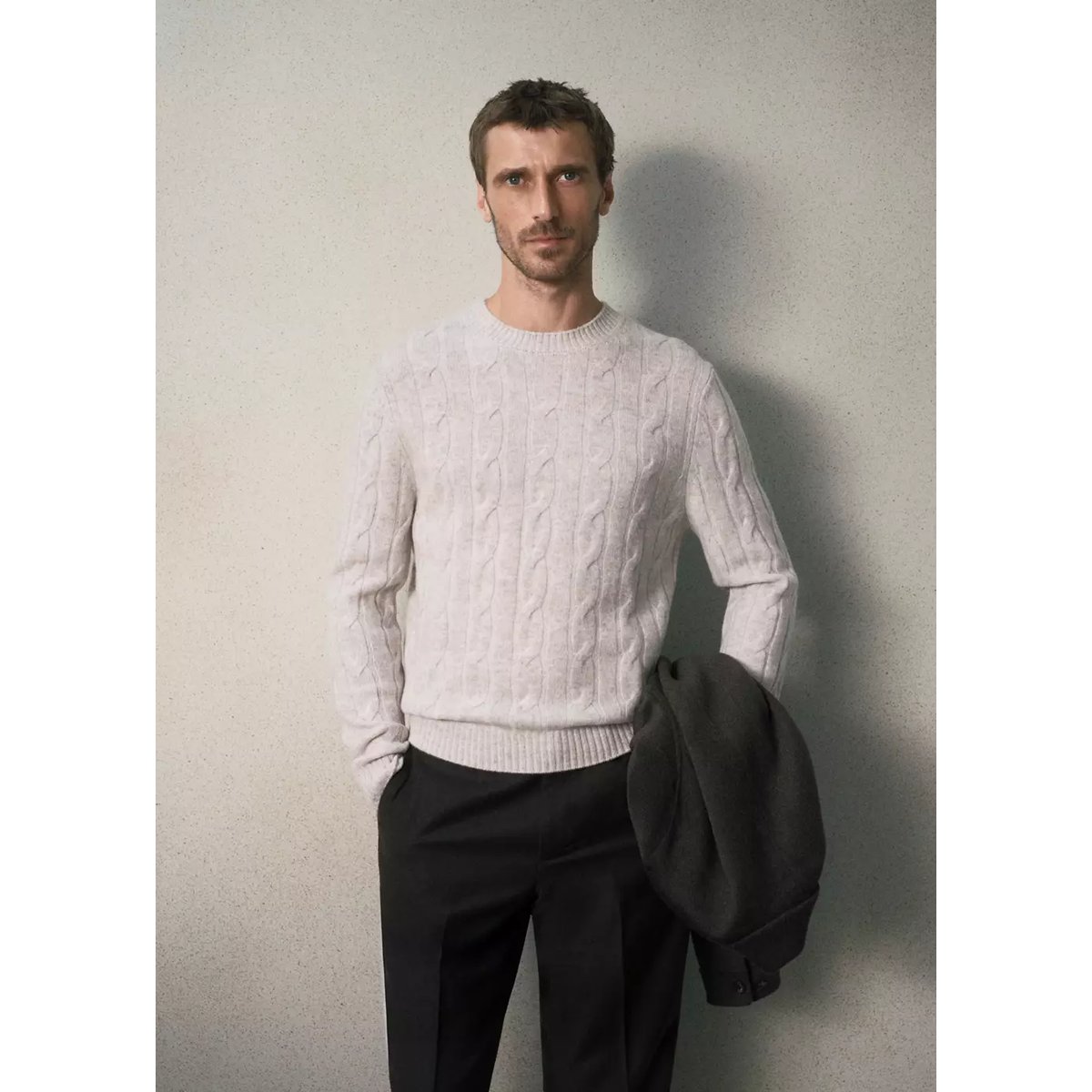 Pull-over laine maille tressée beige, MANGO MAN