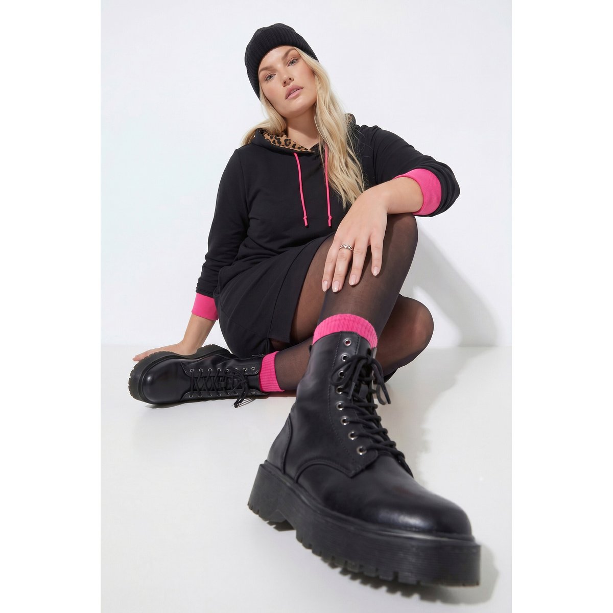 Robe en molleton à capuche noir, ULLA POPKEN