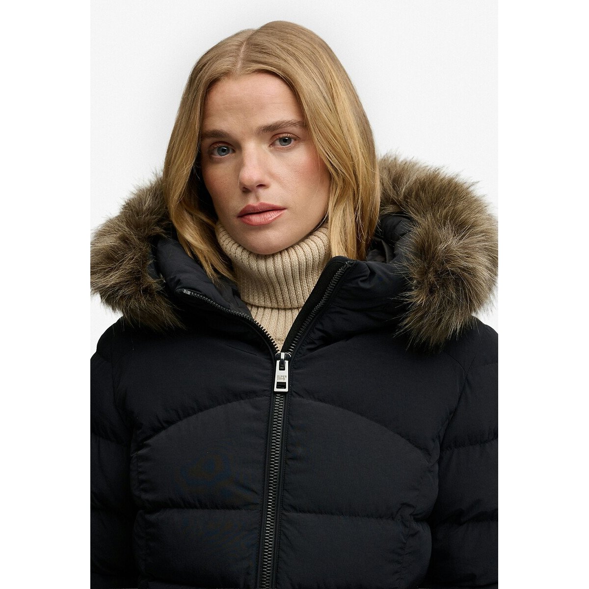 Chaqueta acolchada con capucha de pelo Fuji negro, SUPERDRY