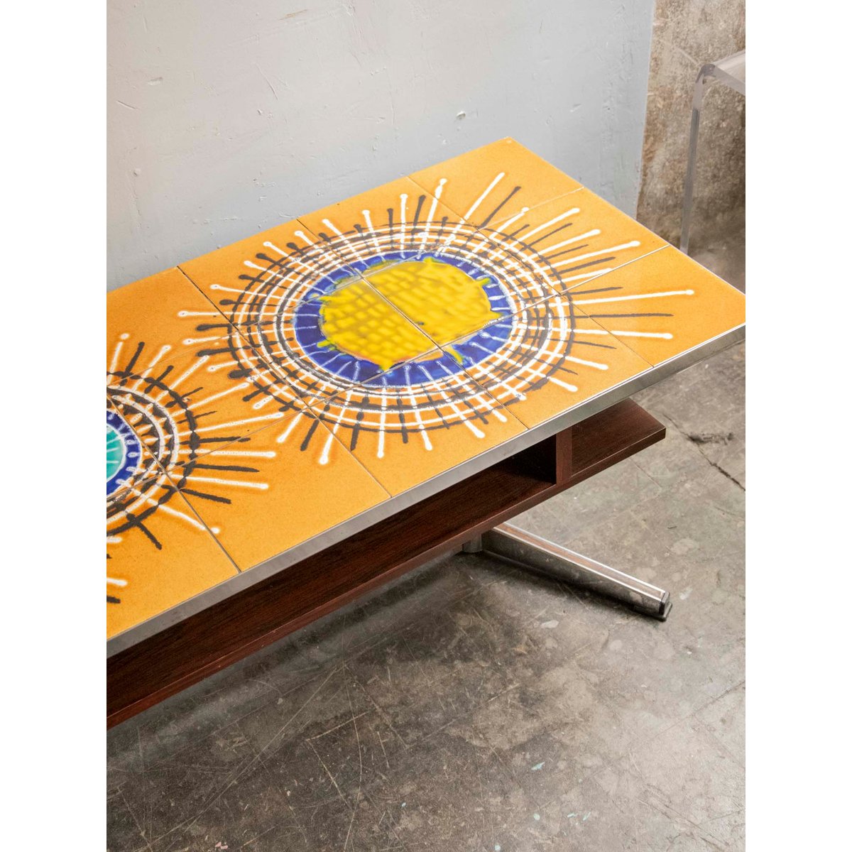 Table basse en céramique Léonie N°939 - Bon état multicolore, DEBONGOUT