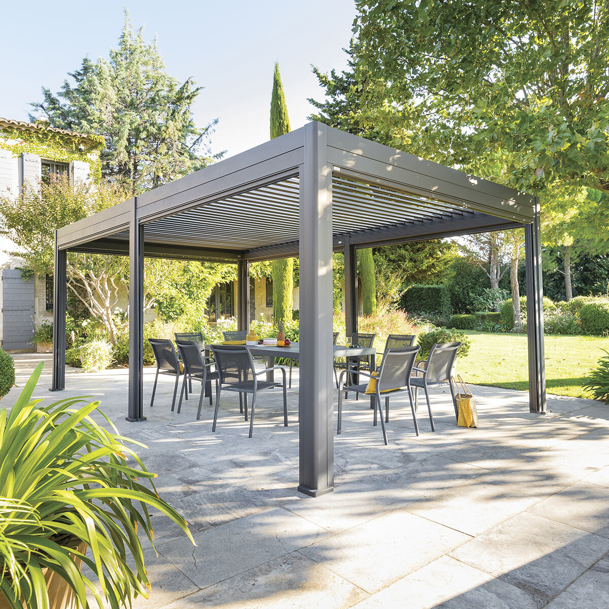 Pergola bioclimatique en aluminium à lattes orientables 6x3,6m EVORA gris, HESPERIDE