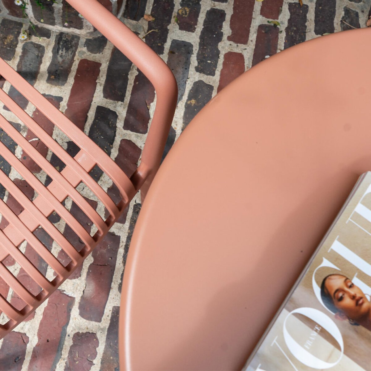 Table ronde de jardin en acier Terracotta PALOMA terracotta, WILSA GARDEN