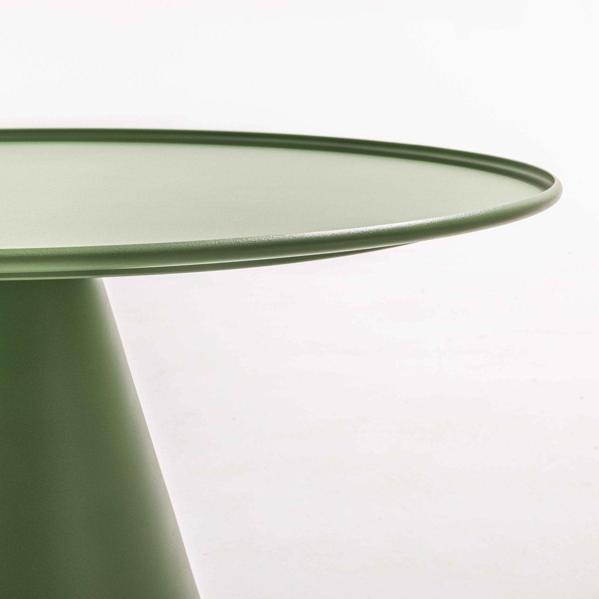 Lot de 2 tables basses rondes en acier, GOMBA vert cactus, OVIALA