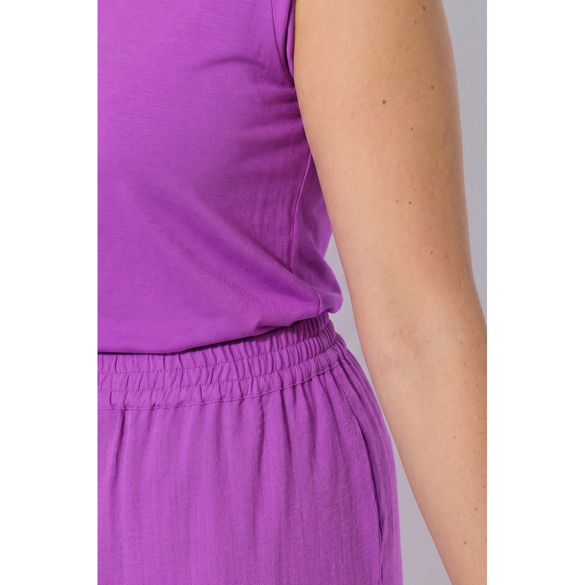 Jupe-culotte à taille élastique. Jambe large violet, ULLA POPKEN