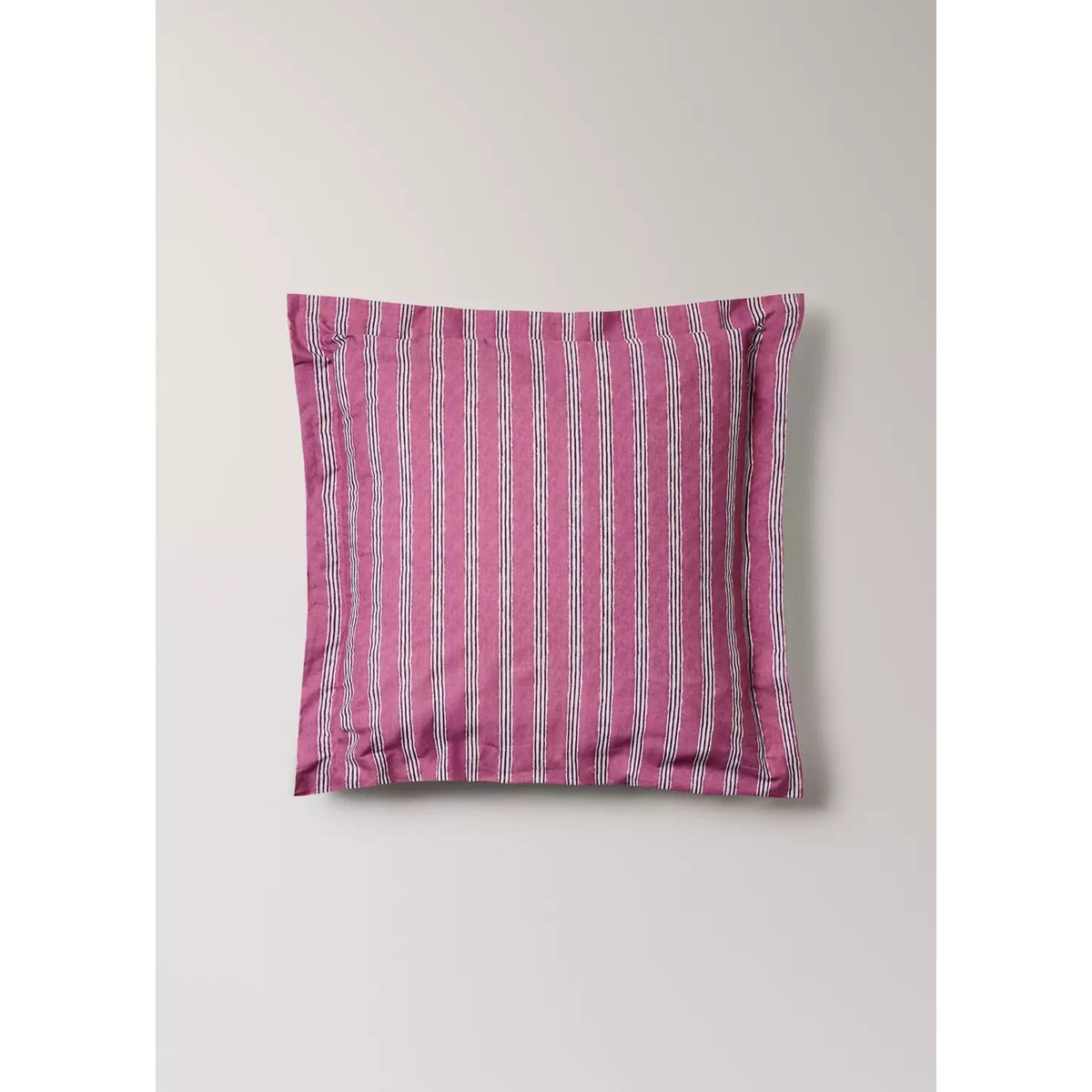 Deux taies d’oreiller percale de coton rayures tricolores 60x60 cm cerise, MANGO HOME