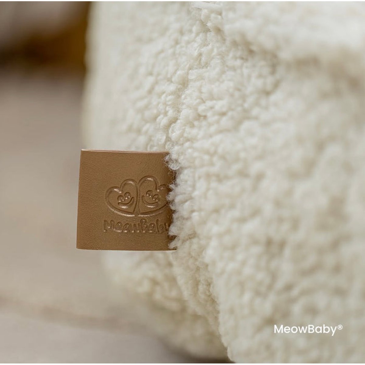 Coussin de sol carré en peluche BERLY crème, MEOW BABY