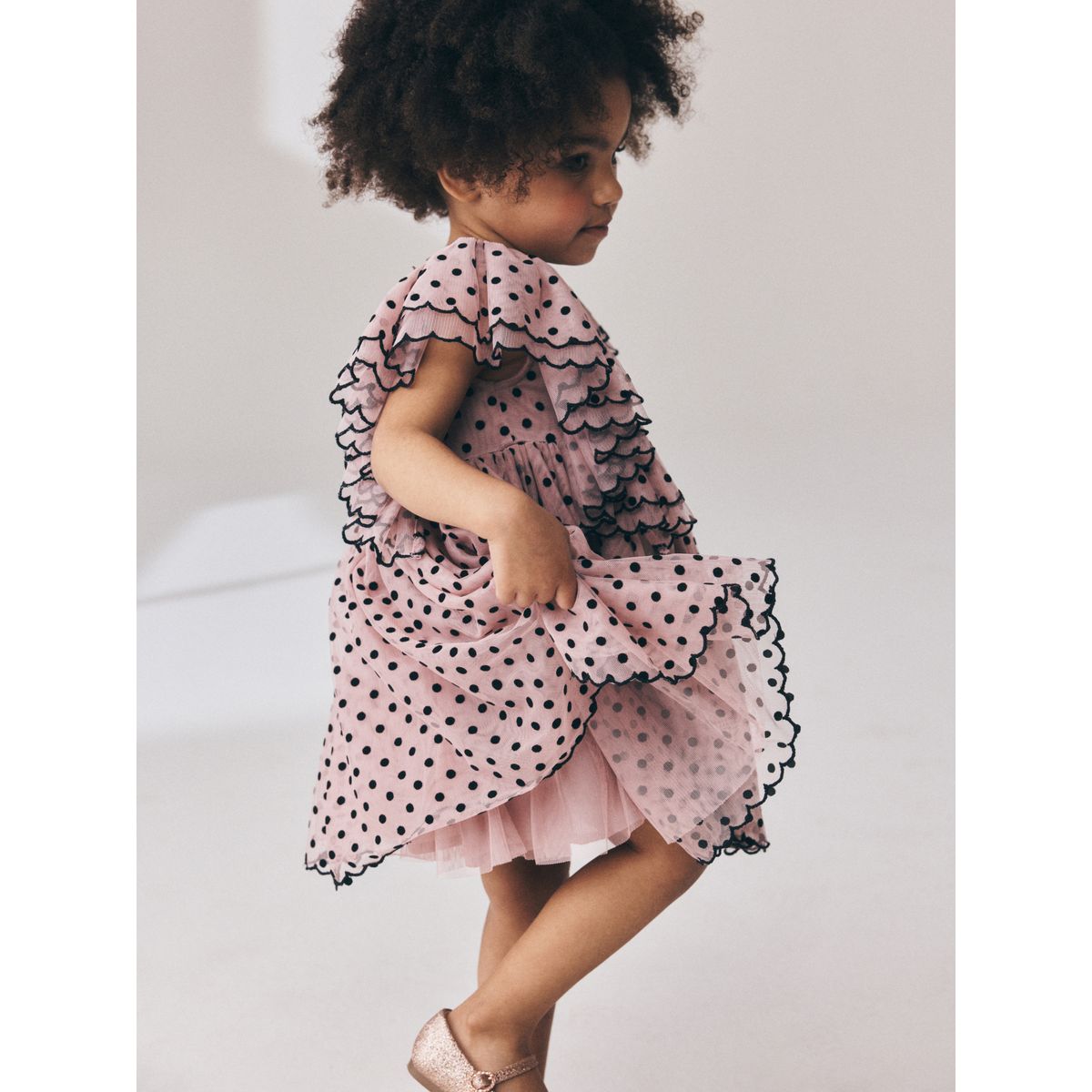 Robe grandes occasions avec manches à volants tache rose pastel, NEXT