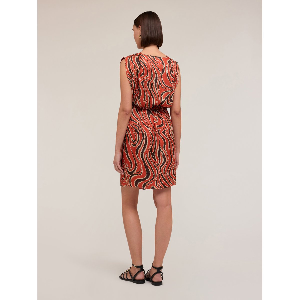 Robe courte croisée en satin imprimé orange soleil, MOTIVI