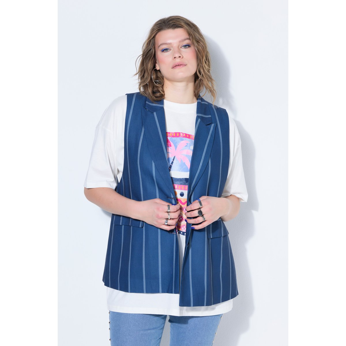 Blazer évasé sans manches, rayures fines bleu foncé, STUDIO UNTOLD