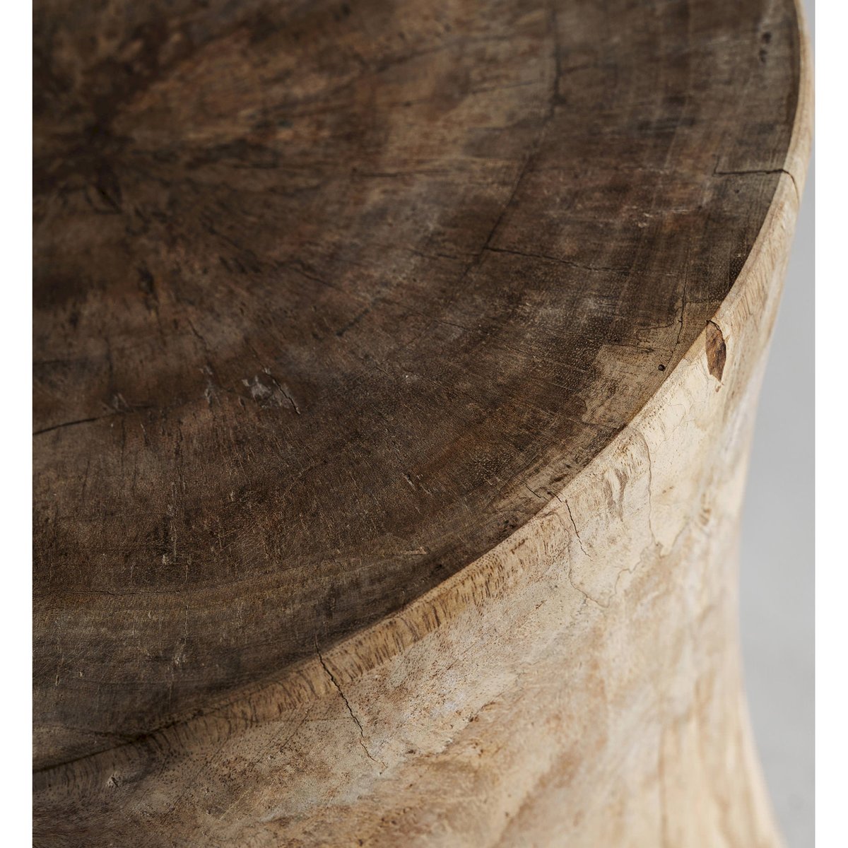 Tabouret en bois de suar fait main marron naturel, RECOLLECTION