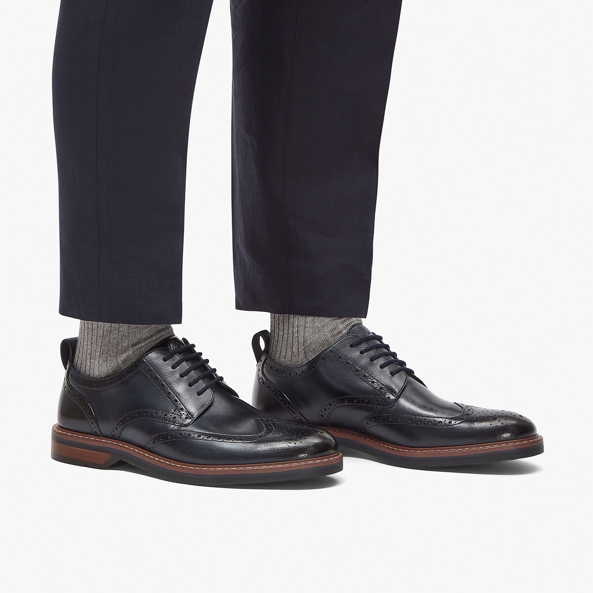 Derby's in leer Aldwin Limit marineblauw, CLARKS
