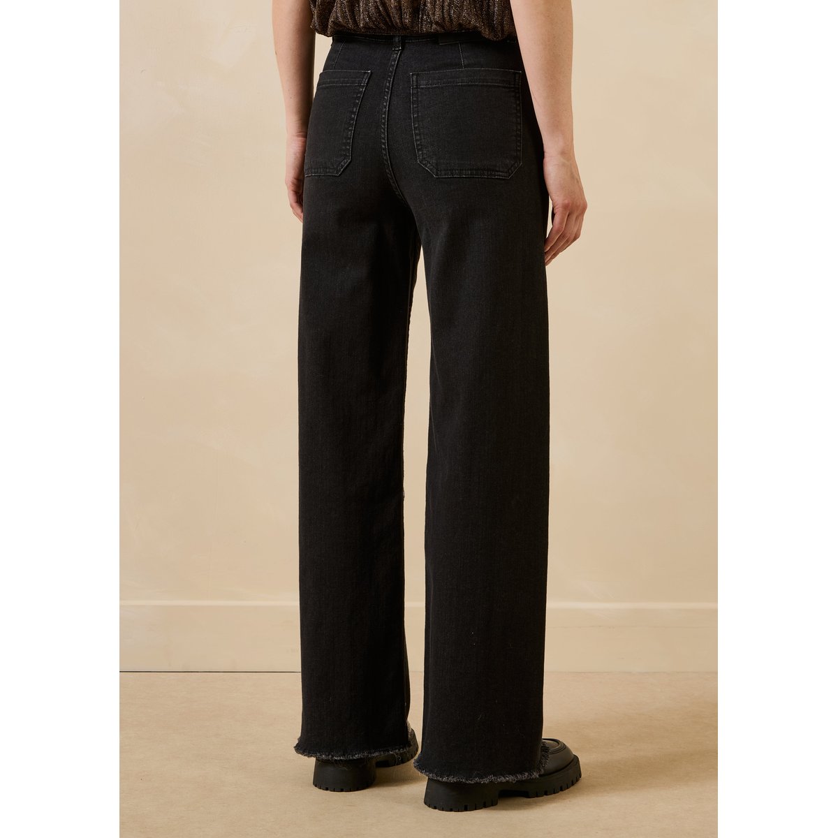 Jean flare taille haute en coton biologique noir, LA FEE MARABOUTEE