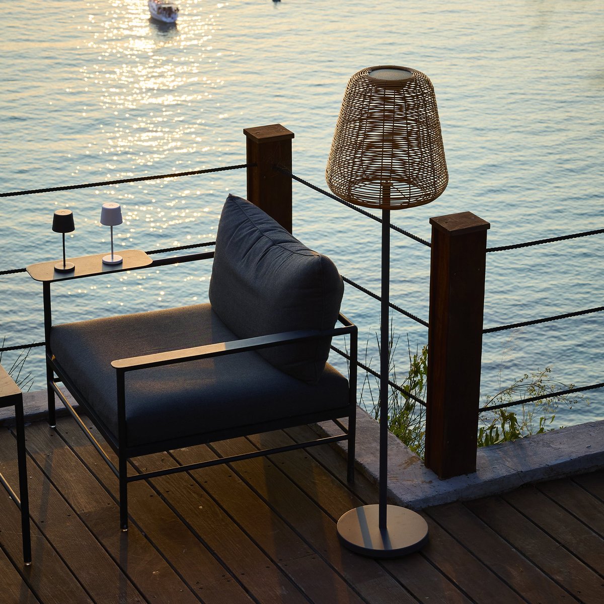 Lampadaire solaire BOHEME TALL marron, LUMISKY