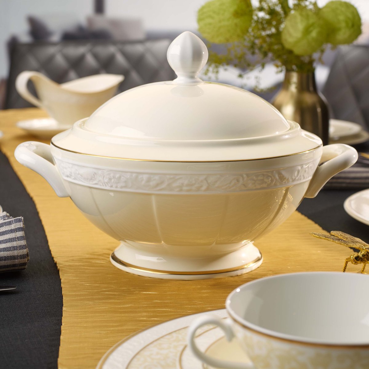 Soupière Ronde IVOIRE couleur unique, VILLEROY & BOCH SIGNATURE