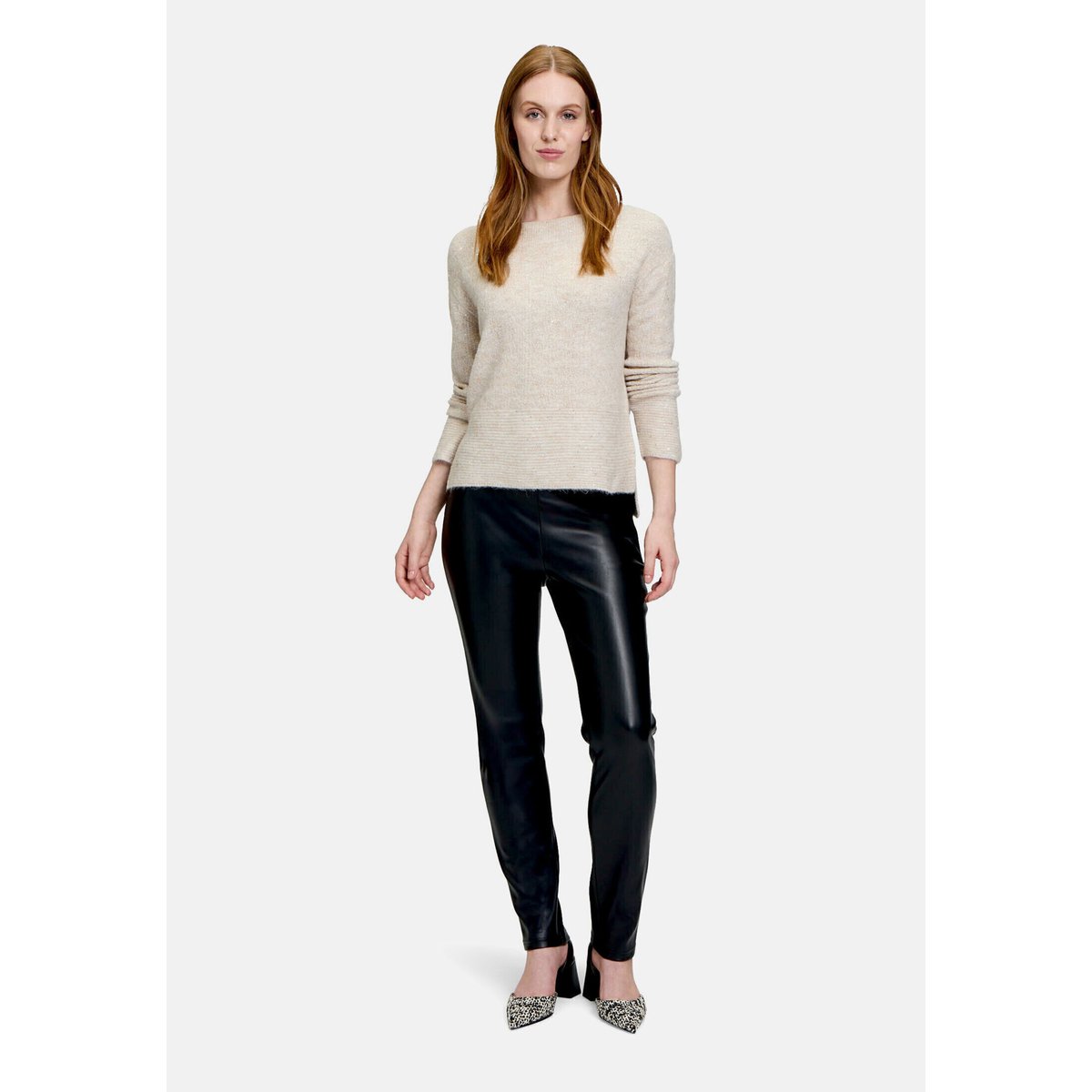 Pull-over en maille à teneur en fil fantaisie light beige melange, BETTY BARCLAY