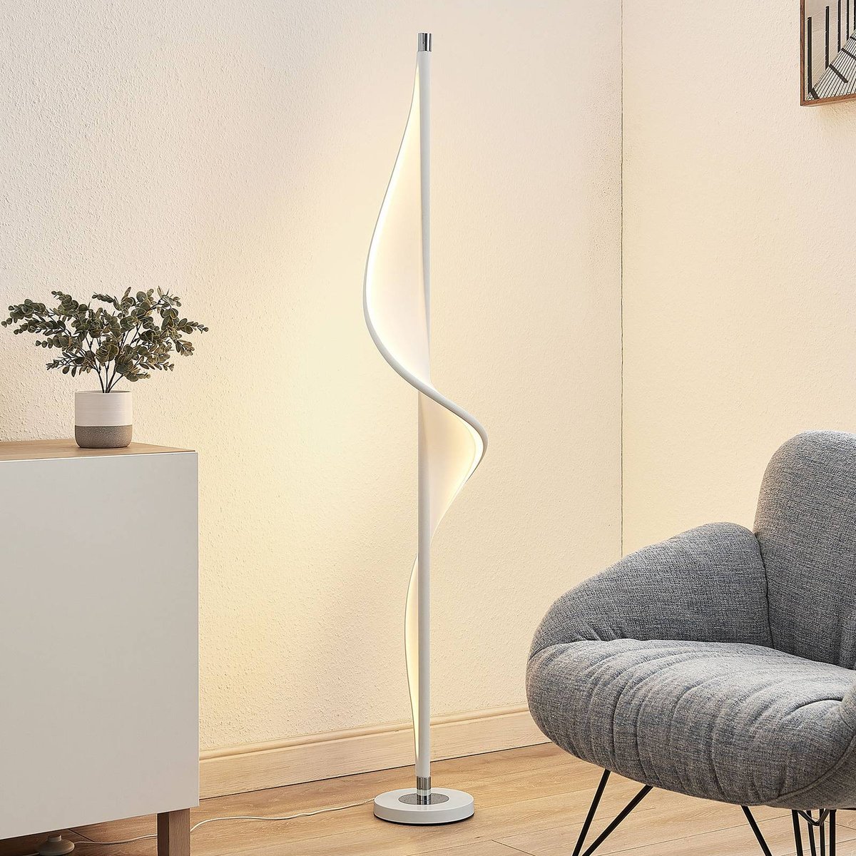 Lampadaire en textile moderneLED, Edano blanc, chrome, LUCANDE