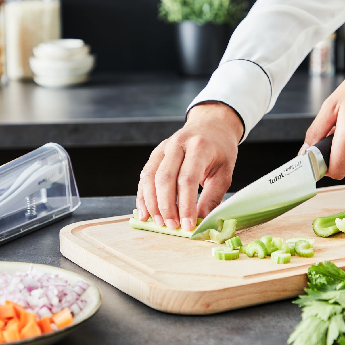Aiguiseur Ever Sharp Couteau + aiguiseur noir, TEFAL