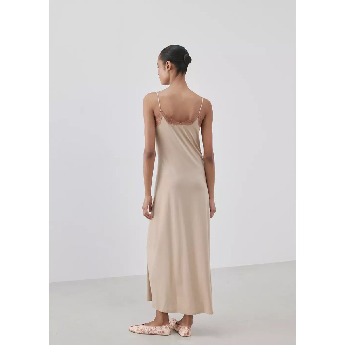 Caftan lyocell coton dentelle rose, MANGO