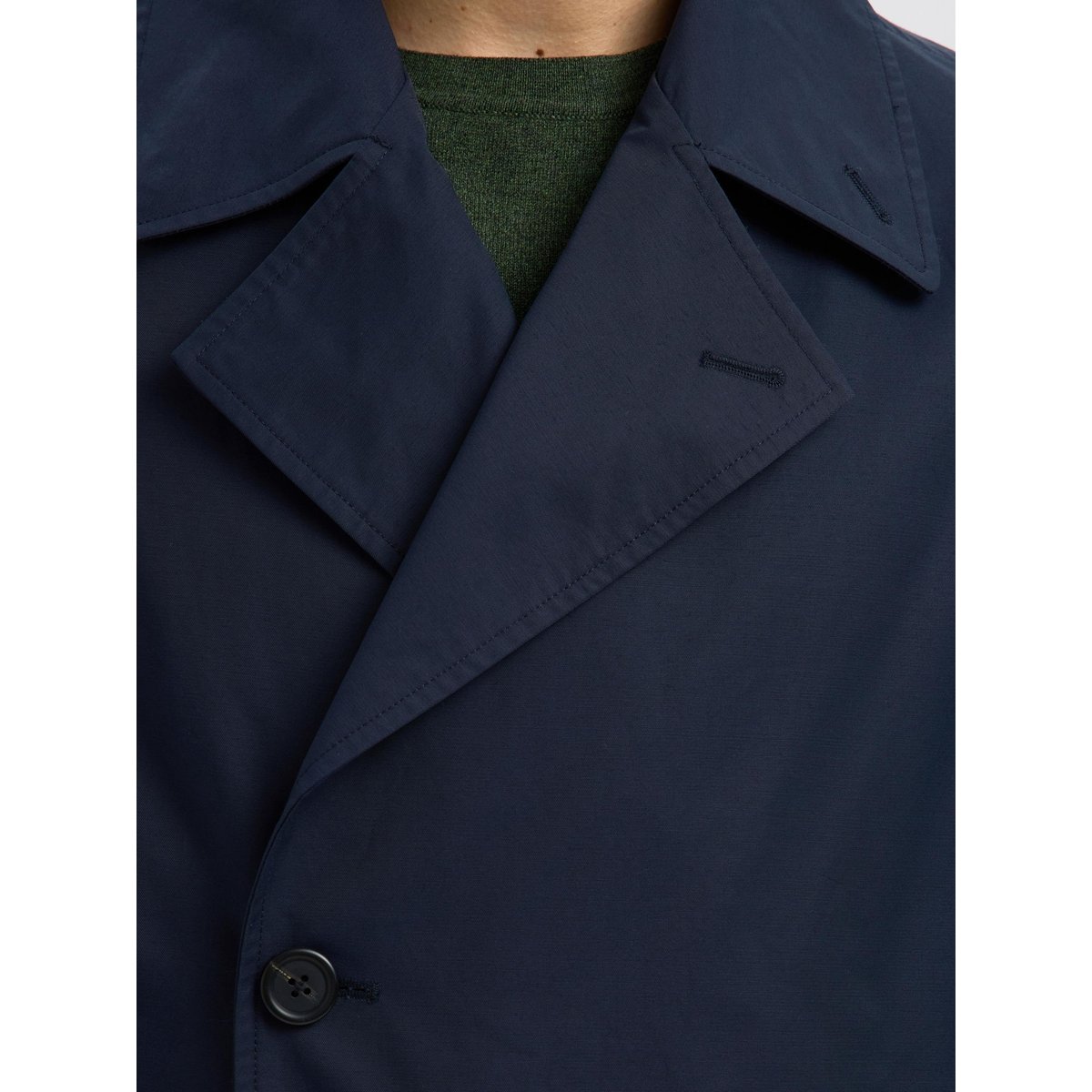 Trench sky captain, SELECTED