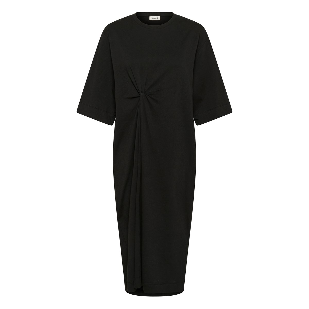 Robe noir, SOAKED IN LUXURY