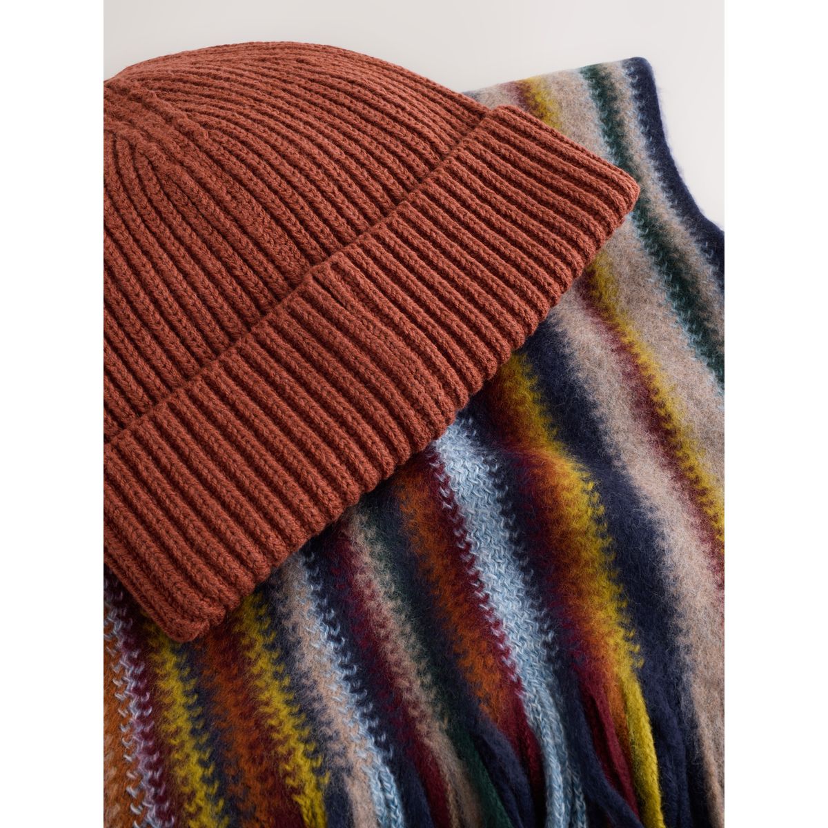 Écharpe et bonnet assortis rayures orange / multicolores, NEXT