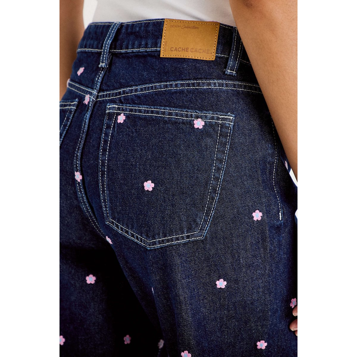 Jean wide leg taille haute brodé bleu foncé, CACHE CACHE
