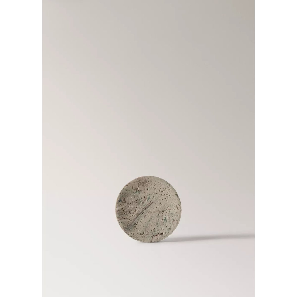 Porte-savon en résine effet travertin sable, MANGO HOME