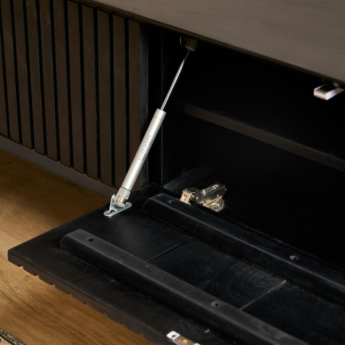 Meuble TV suspendu 5 portes CORTINA noir, PIER IMPORT