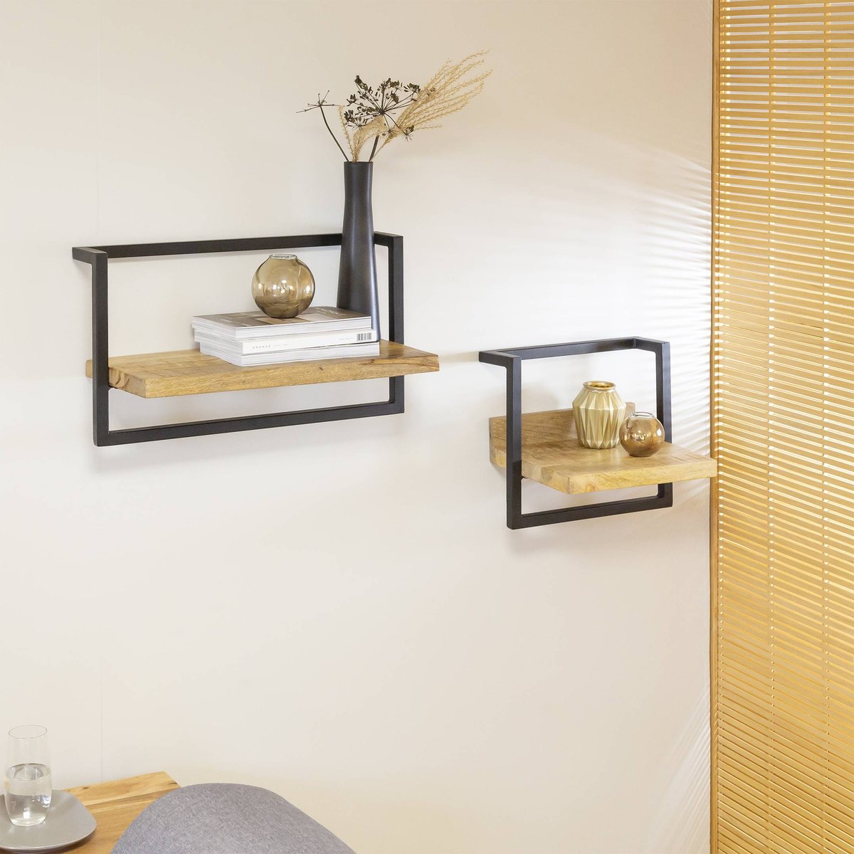 Etagère murale en bois de manguier grand modèle JOIE noir, MADE IN MEUBLES
