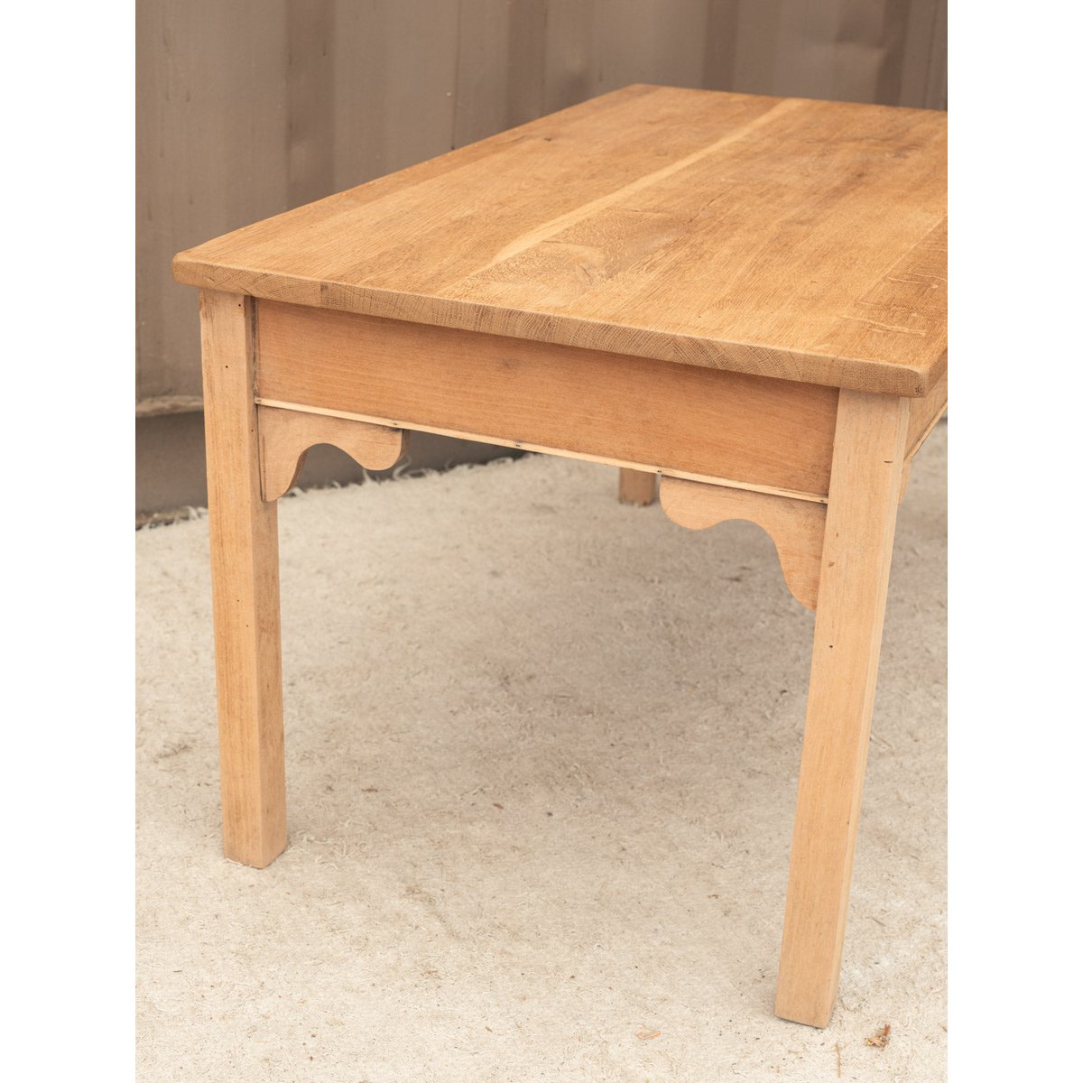 Table basse en chêne Léonie N°1587 - Bon état bois clair, DEBONGOUT