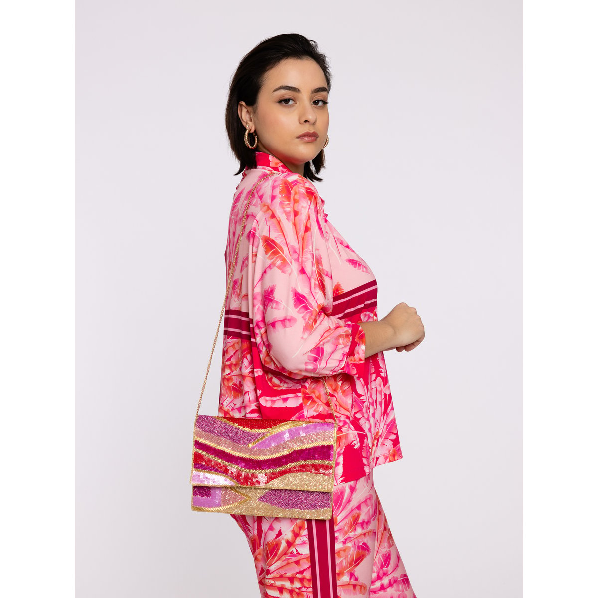 Sac avec détail chaîne couleur unique, YOEK