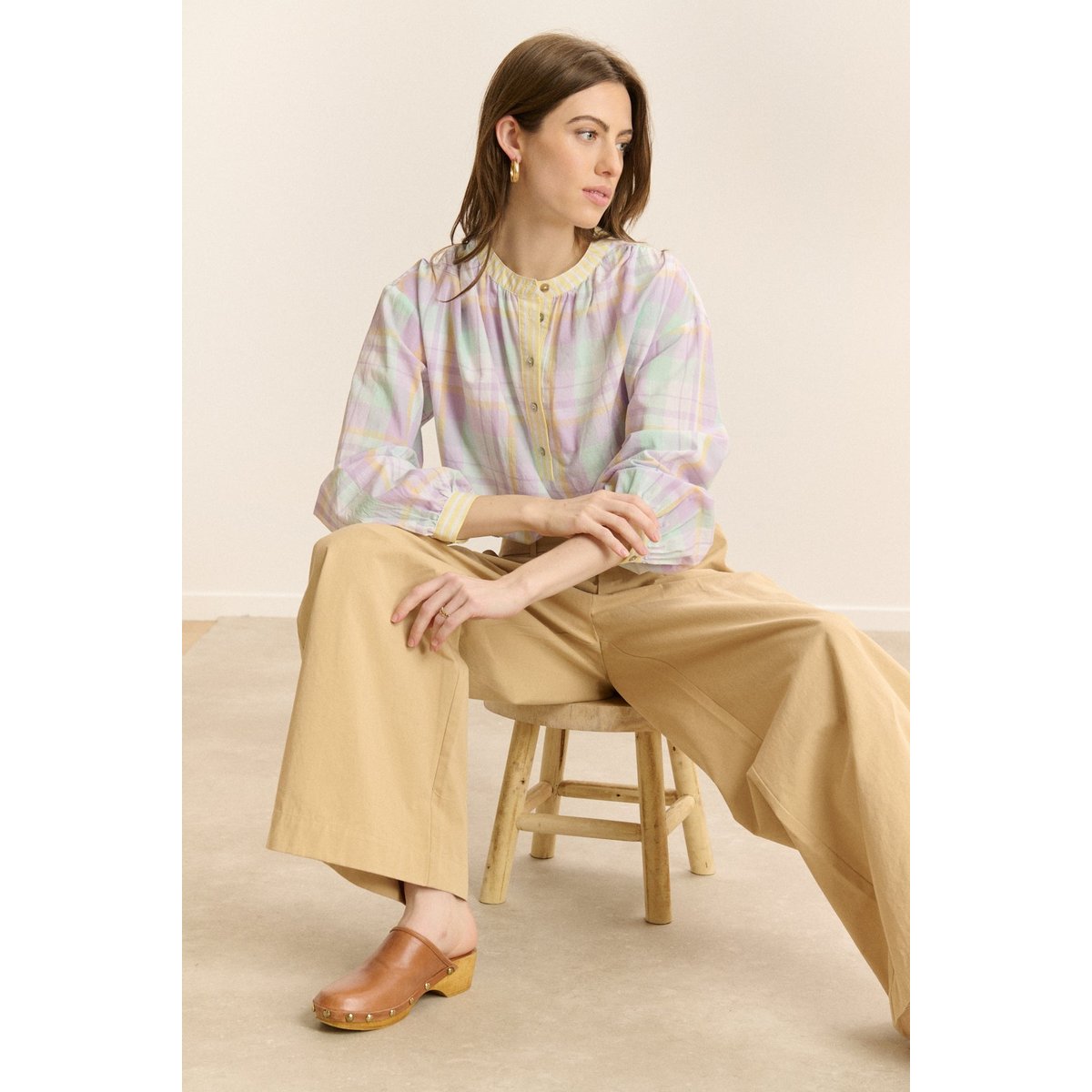 Pantalon large à pinces VOLTAIRE beige, GARANCE PARIS