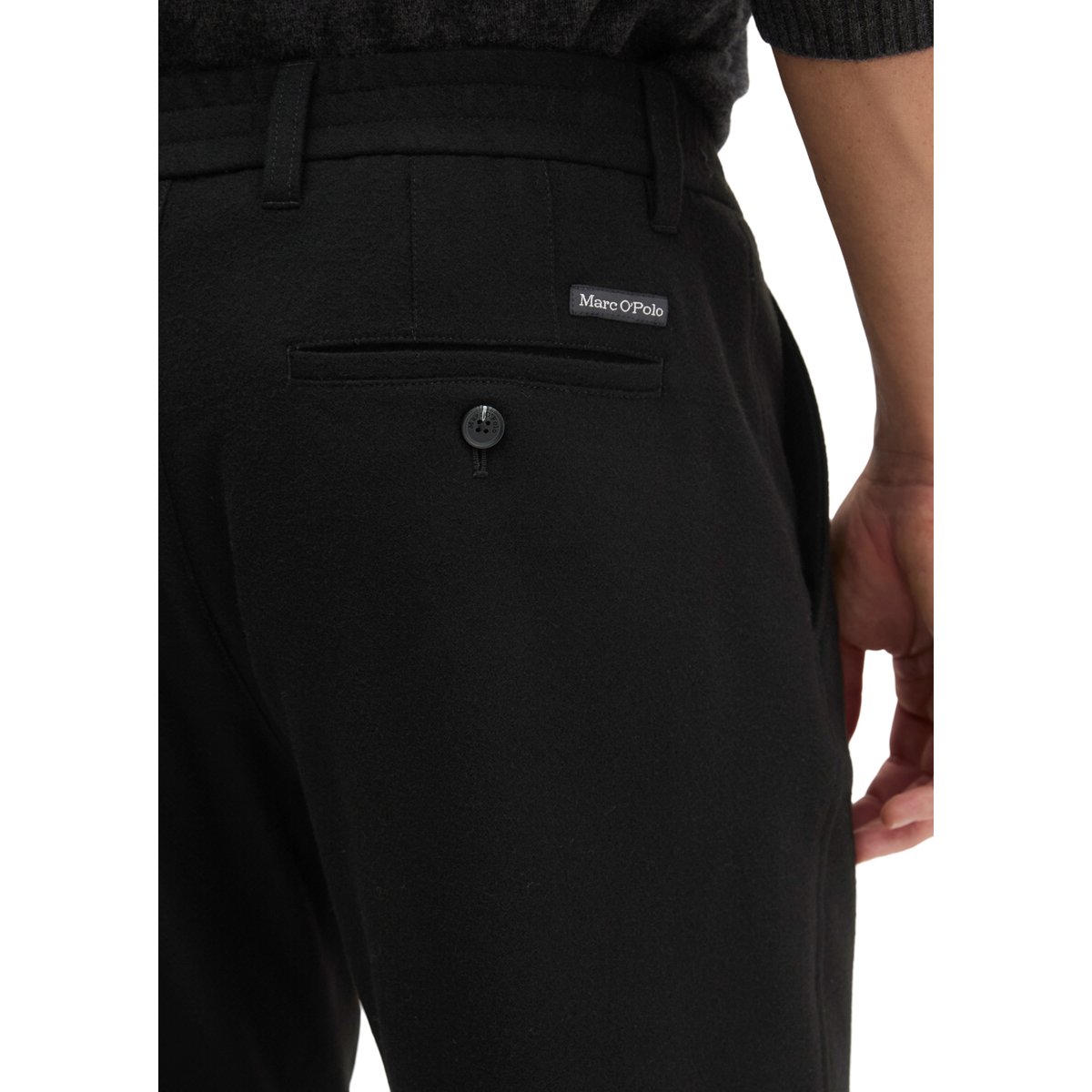 Pantalon modèle Osby Jogger pleats tapered en laine vierge et viscose mélangées noir, MARC O'POLO