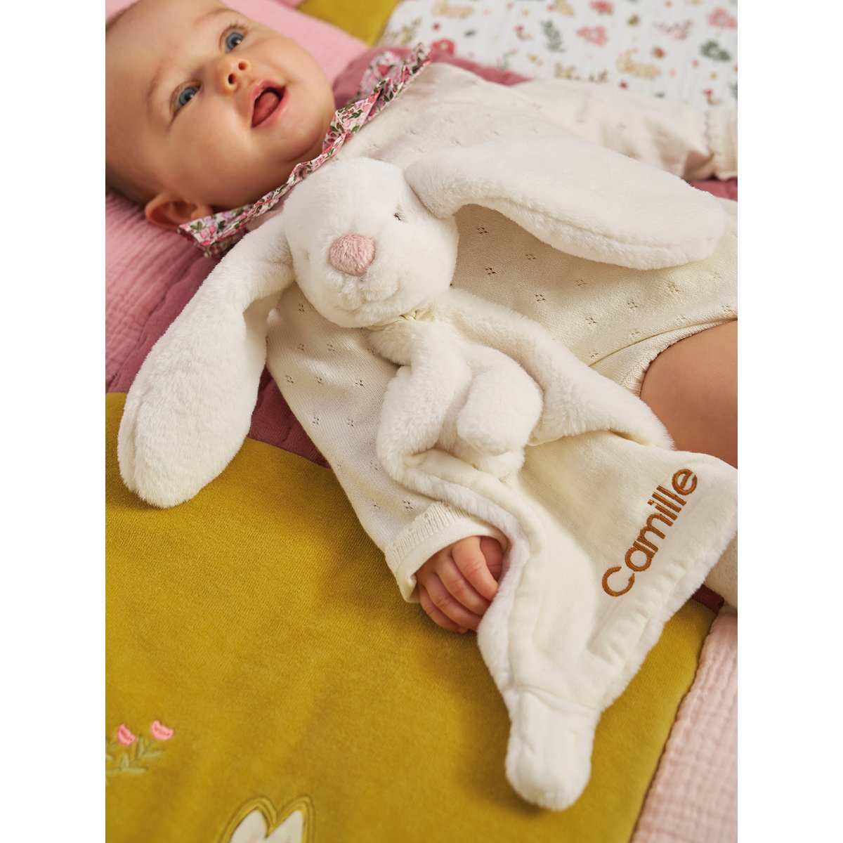 Doudou lapin bi-matière blanc, VERTBAUDET