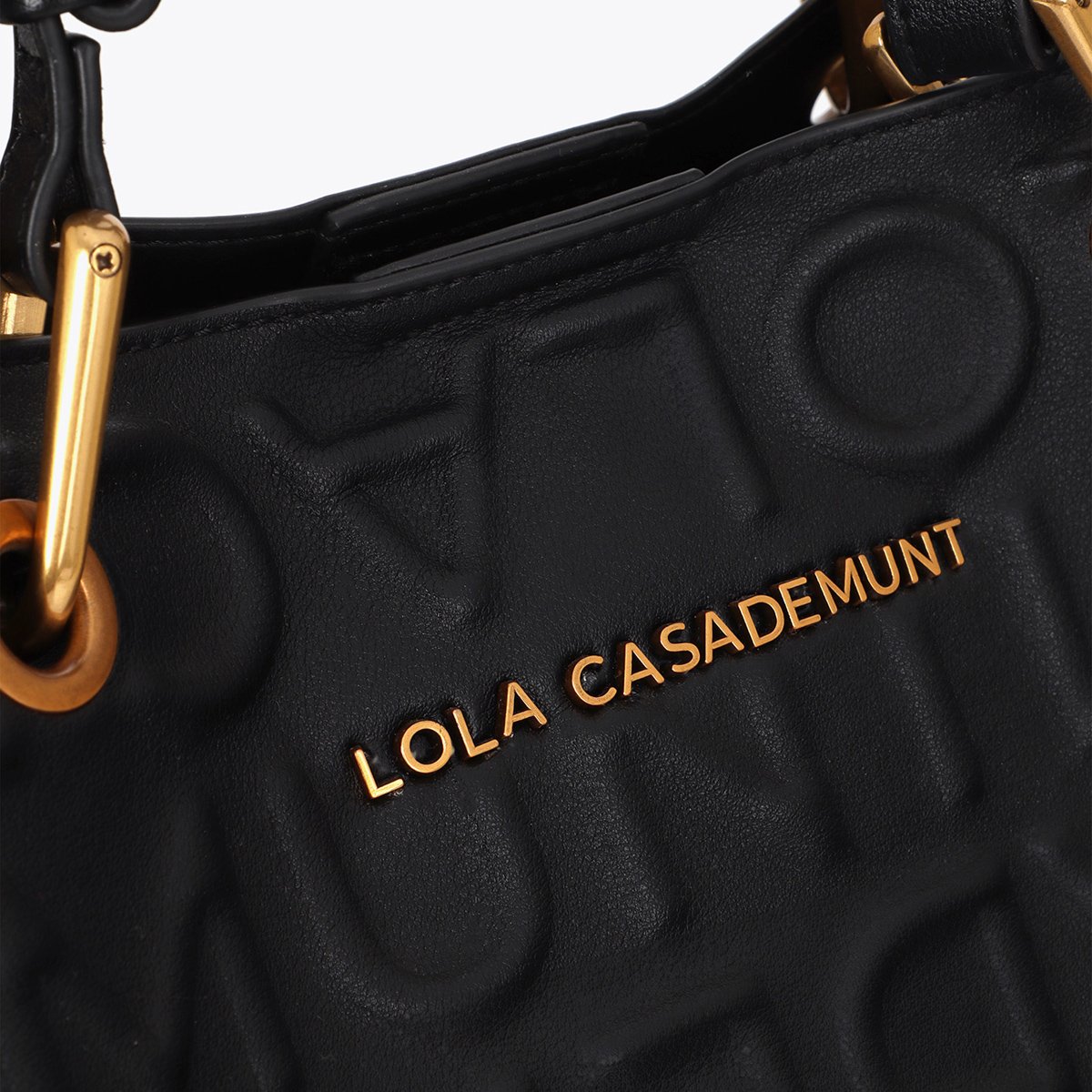 Cabas à logo embossé en simili cuir noir, LOLA CASADEMUNT