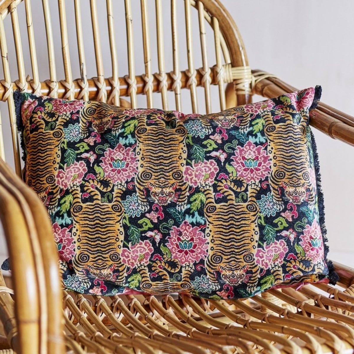 Coussin motif floral tigres LESTER multicolore, BLOOMINGVILLE